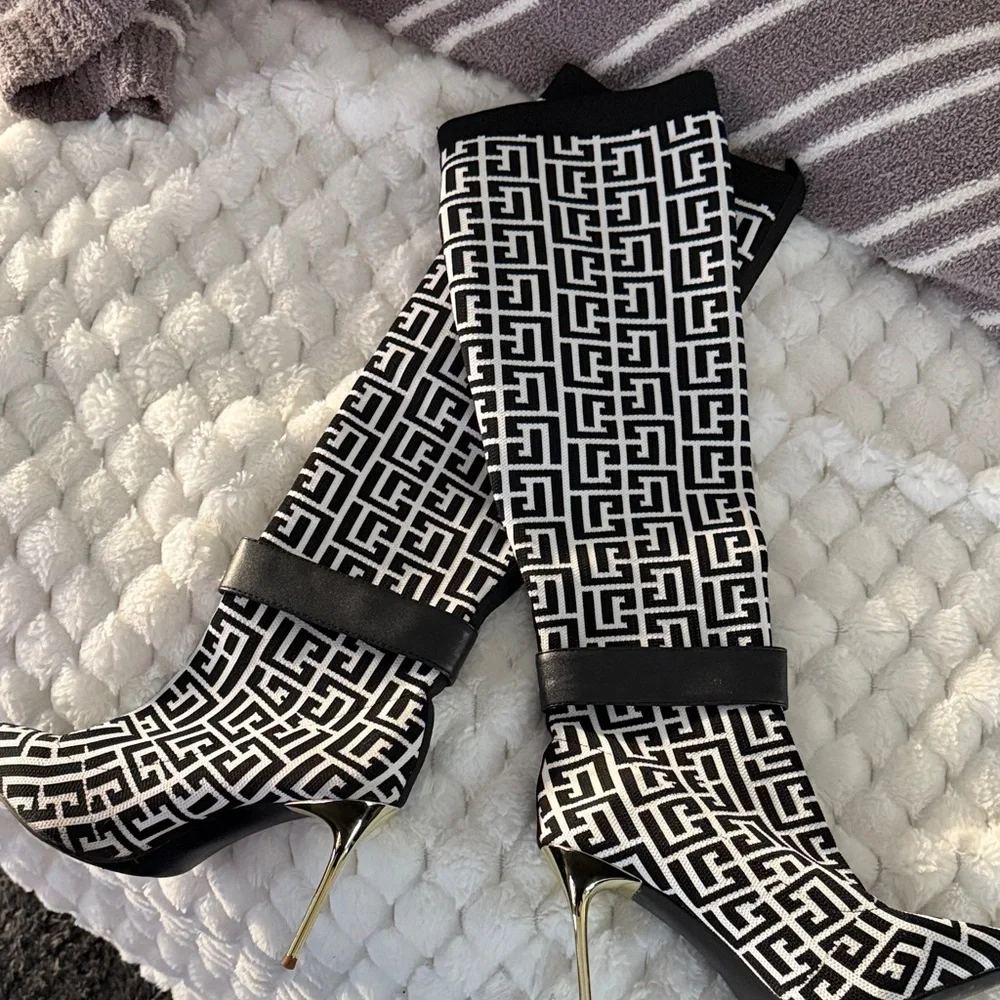 Balmain Black and White Heeled Boots - Picture 5 of 5